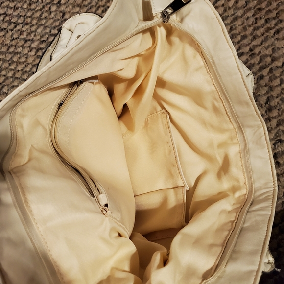 Handbag - Picture 3 of 3